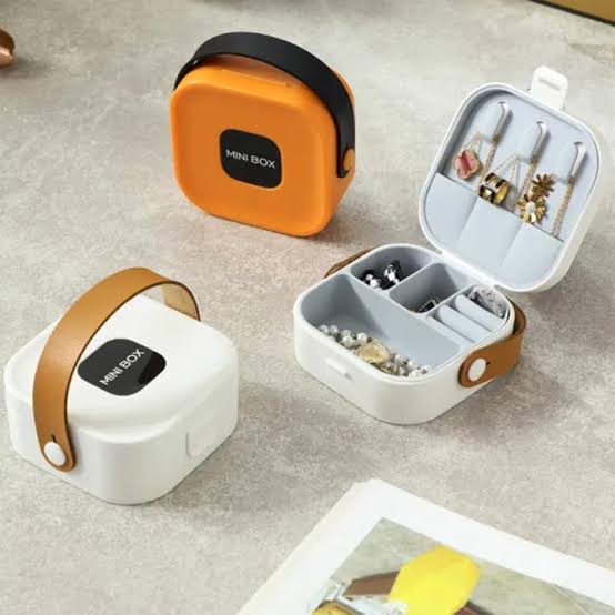 Mini Travel Jewelry Box & Organizer | Portable Jewelry Storage